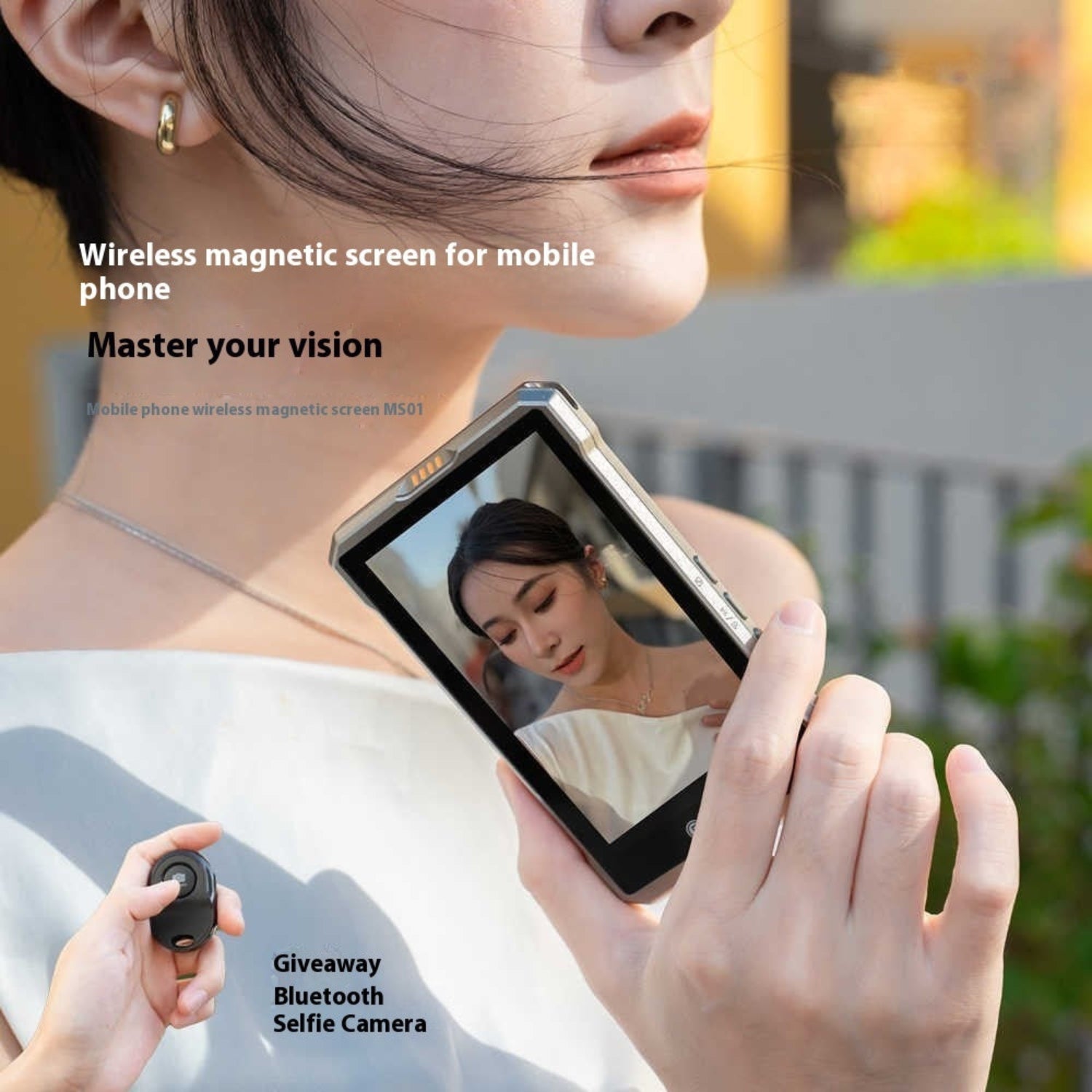 wireless magnetic rear selfie screen